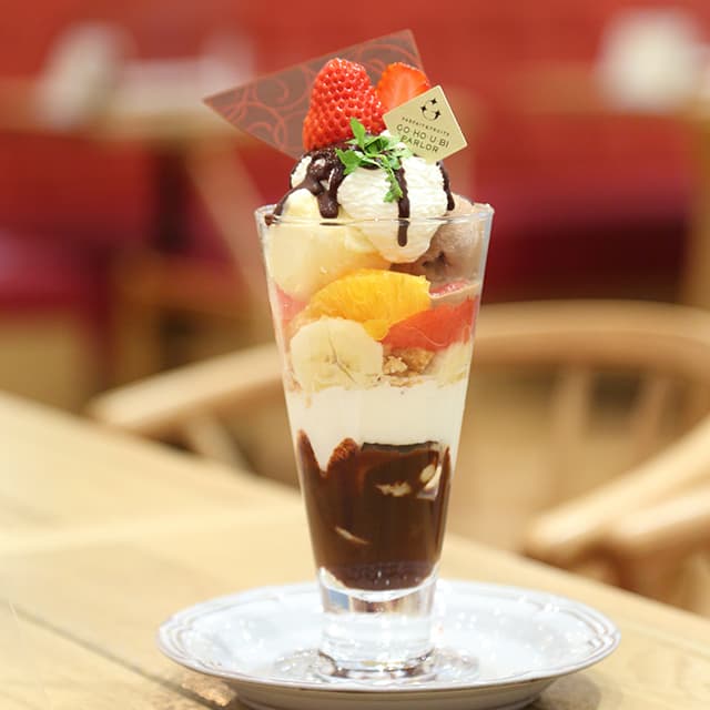 チョコレートパフェ
